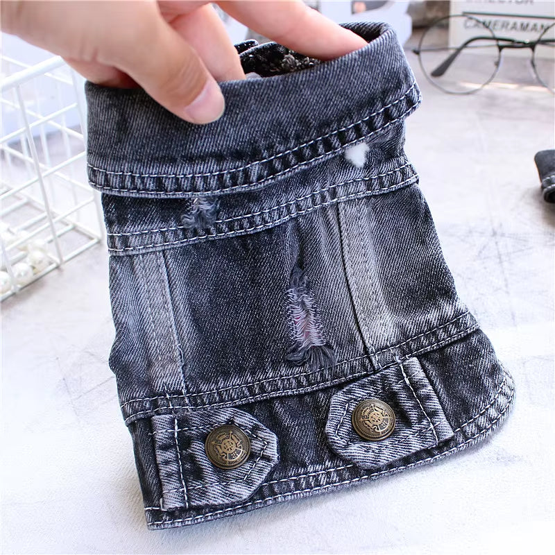 PawVibe Denim Jacket – Cool & Comfy Jean Style for Trendy Pups